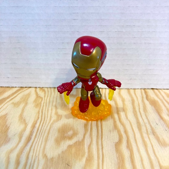Funko Mystery Minis Iron Man Bobblehead - Picture 3 of 4